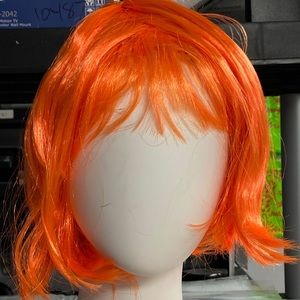🍀 women Orange short hair wig🍀